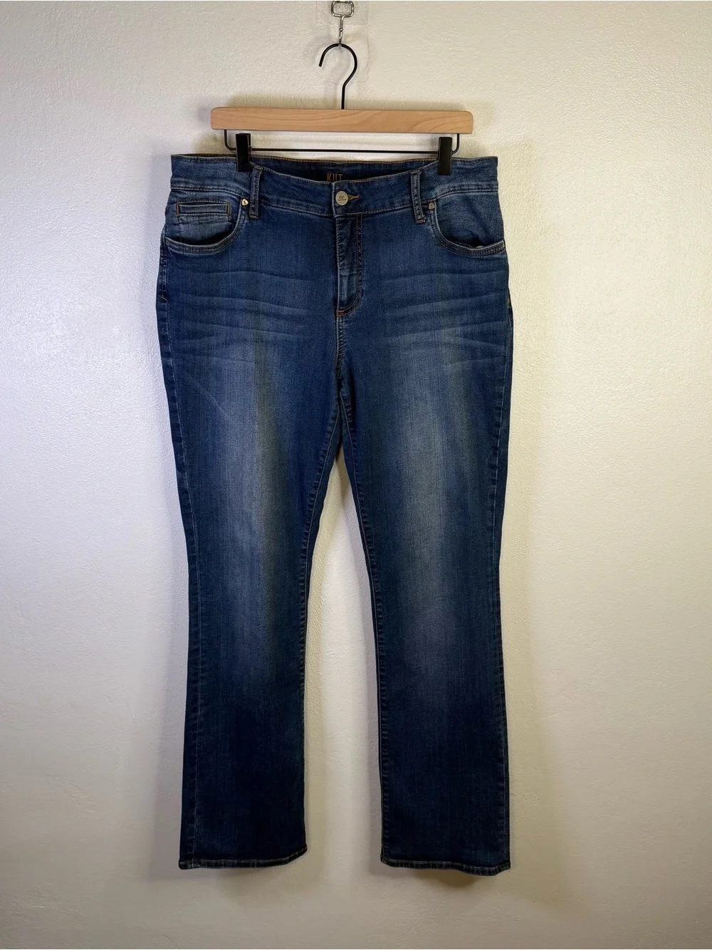 Kut from the Kloth Womens Boot Cut Cotton Denim Jeans Medium Blue Wash Size 16W